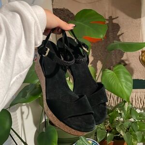 UGG Suede wedge, cork sandals